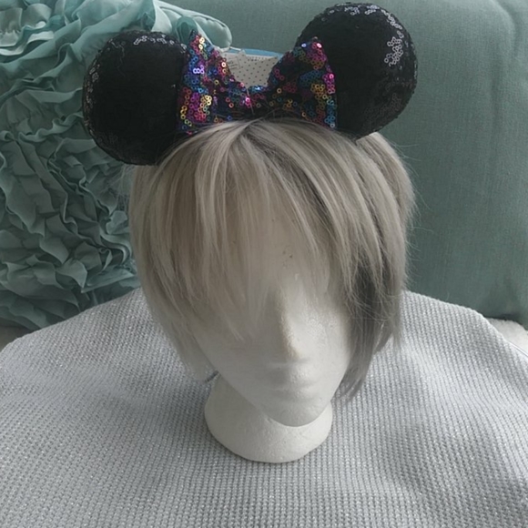 NWT Disney Minnie Mouse Puffy Ears Headband - Picture 3 of 3